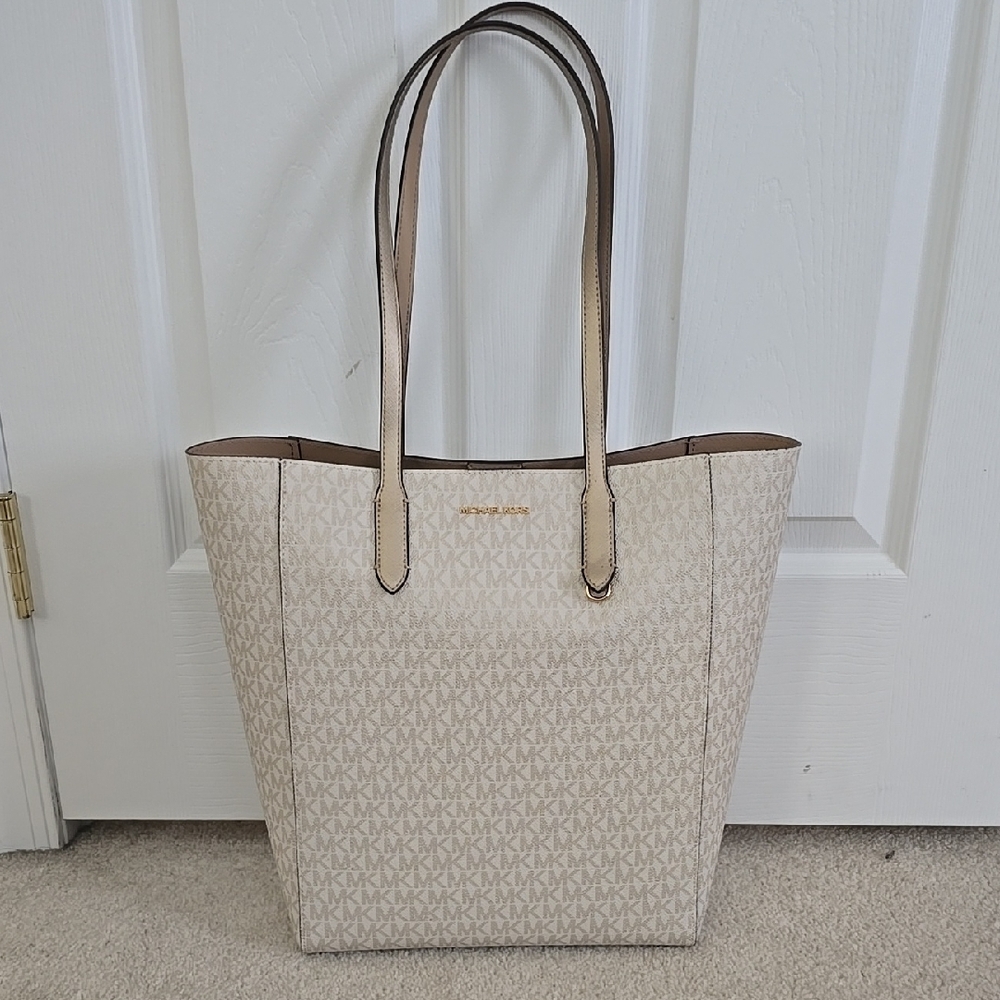 Michael Kors Cream Tote Bag